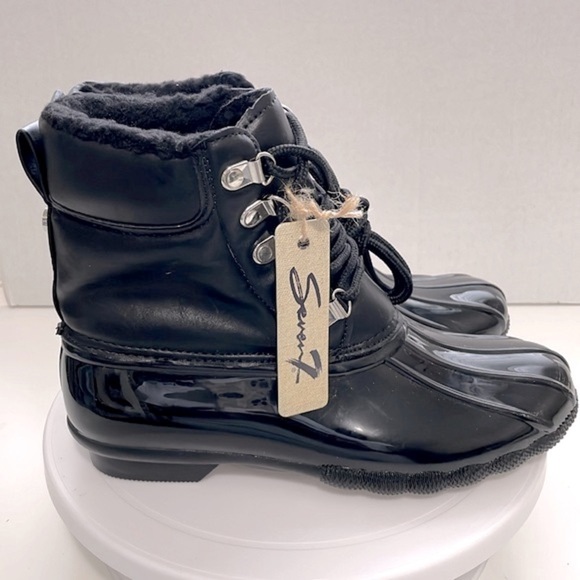 NWT Women's J-Hawk Rain Shoe - Size 7 (fits more like a size 6) - Picture 2 of 8